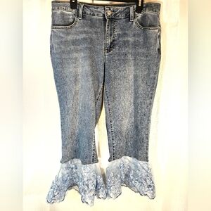 Cato 14 Mid-rise Lace Bottom Capri Jeans